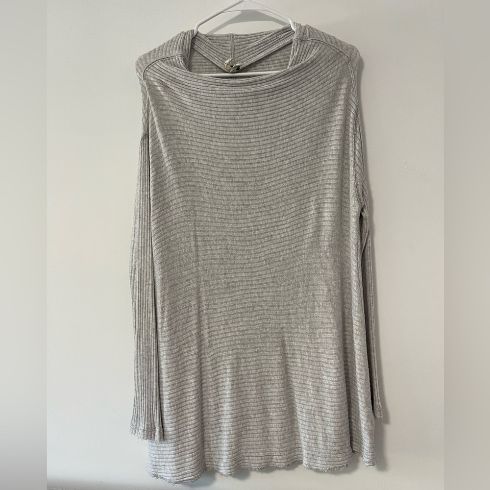 Free People grey long sleeve with open slit back - size small